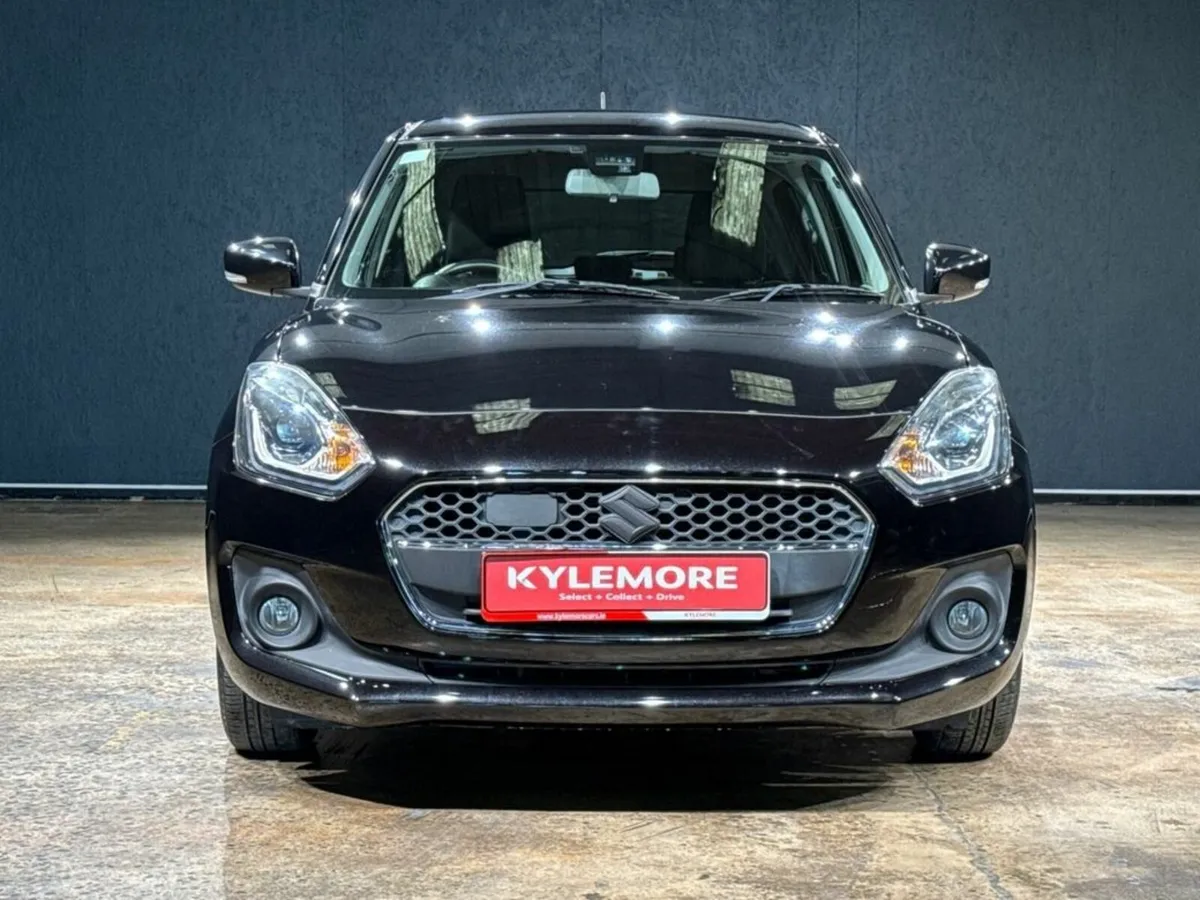 Suzuki Swift HYBRID MG EDITION - BLACK ALLOYS - Image 4