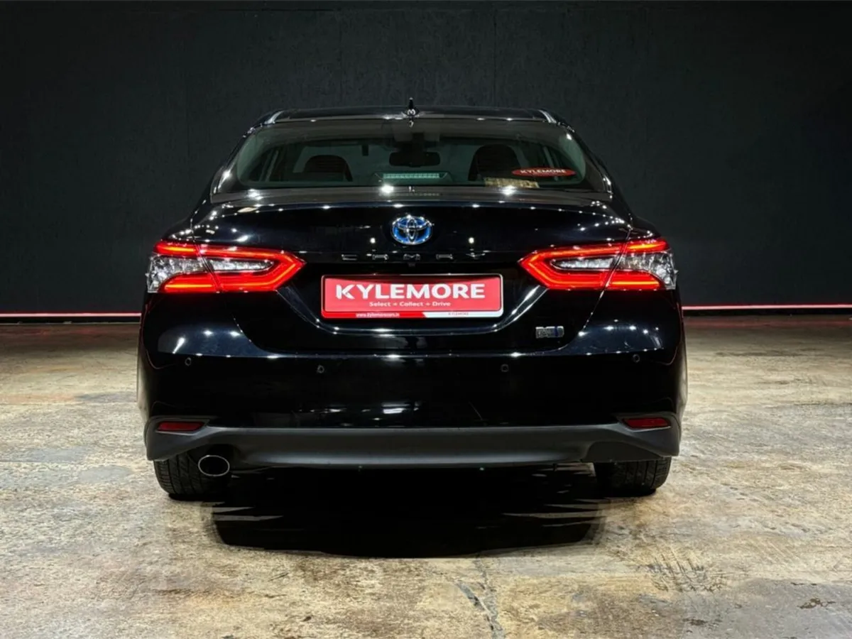 Toyota Camry 2.5 HYBRID - G MODEL - UPGRADED ALLOY - Image 3