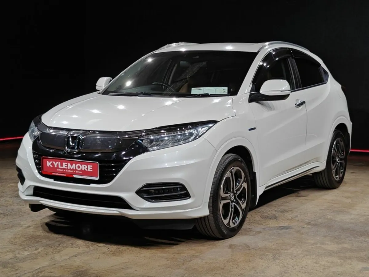 Honda Vezel 1.5 HYRBID - FULL BROWN LEATHER - CRUI - Image 4
