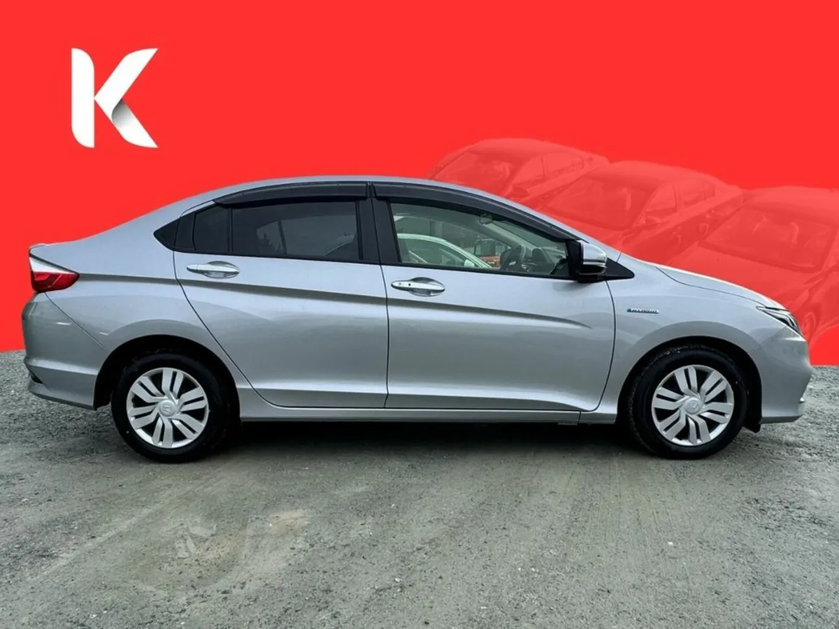 Honda Grace 1.5 HYBRID SALOON - Image 3
