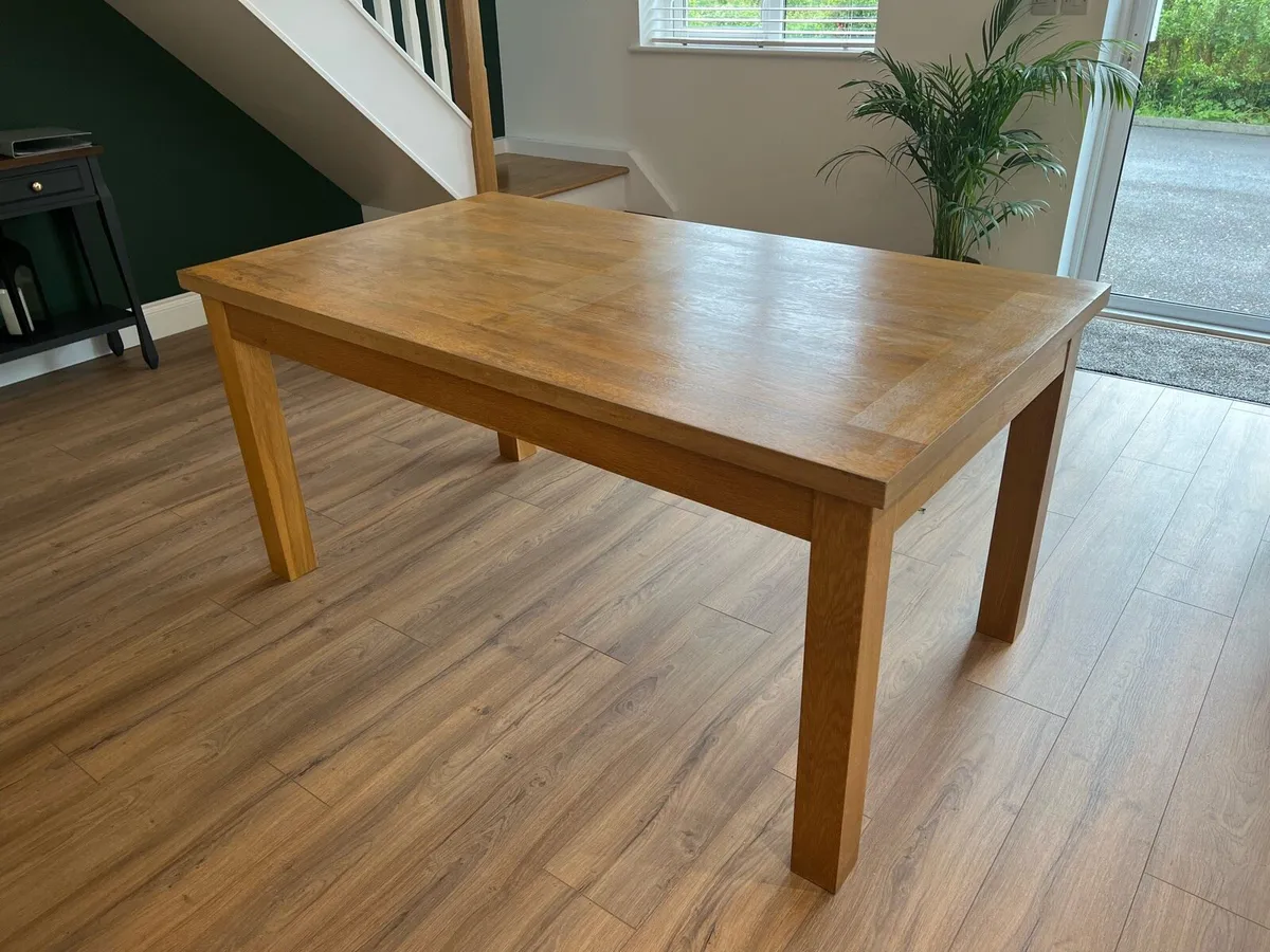 Dining table - Image 2