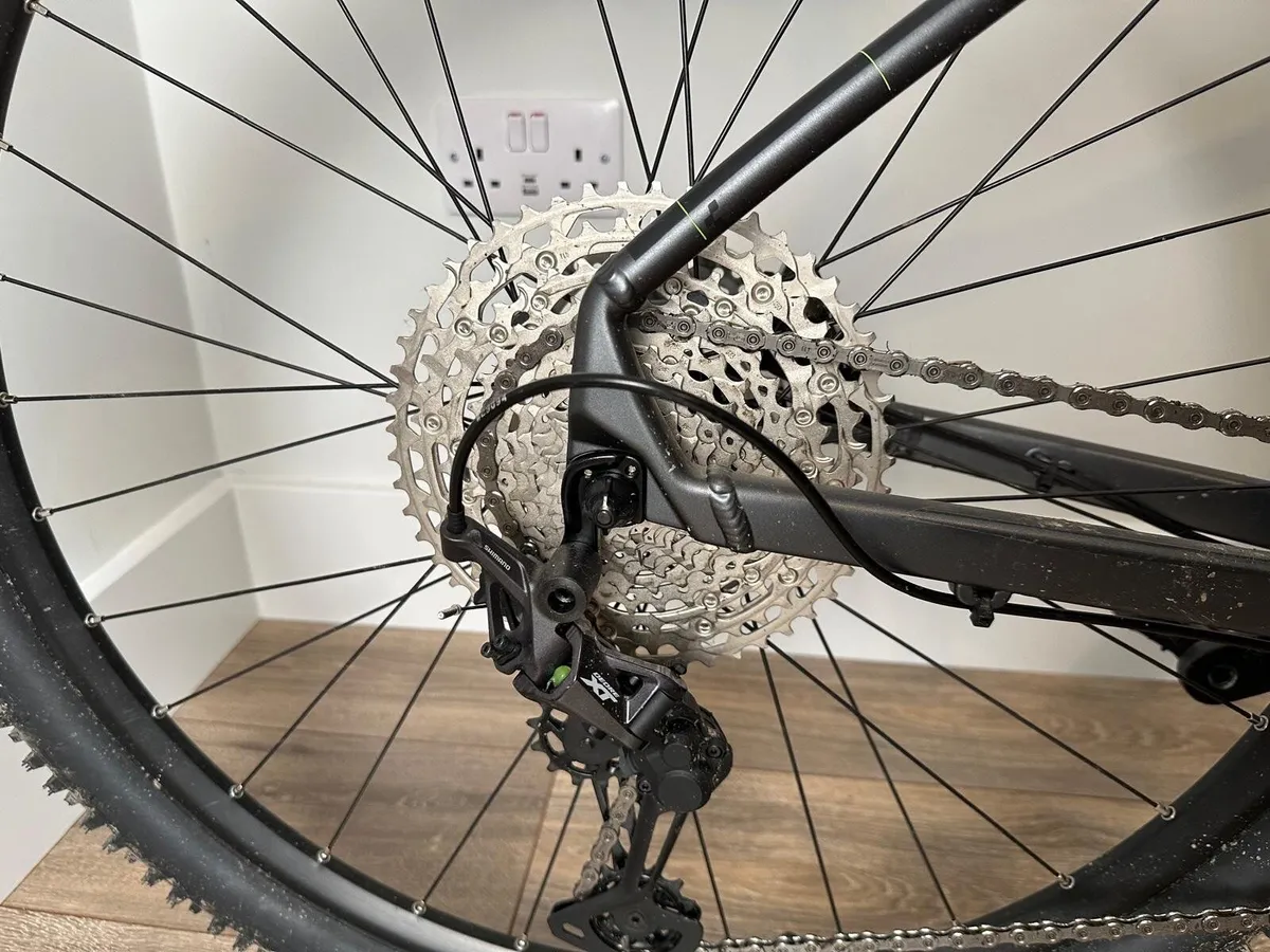 Black Cube Attention SL Mountain Bike - Image 3