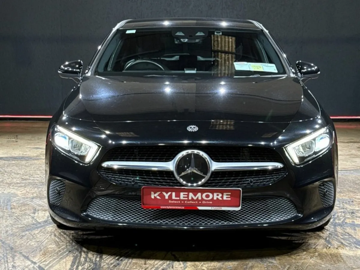 Mercedes-Benz A-Class FACELIFT 1.3 AUTOMATIC A180 - Image 4