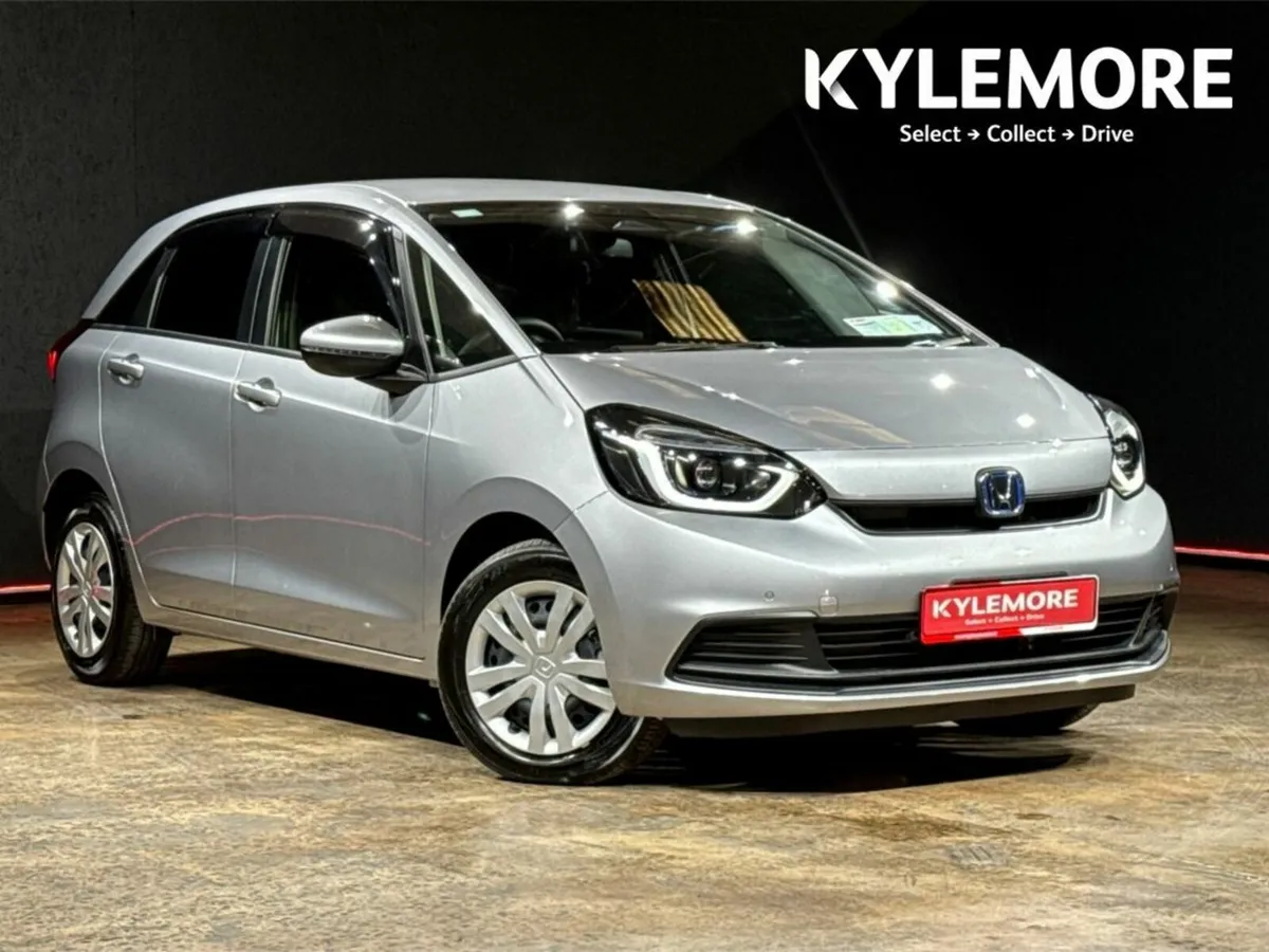 Honda Fit VERY LOW MILEAGE - E-HEV - REVERSE CAMER - Image 1