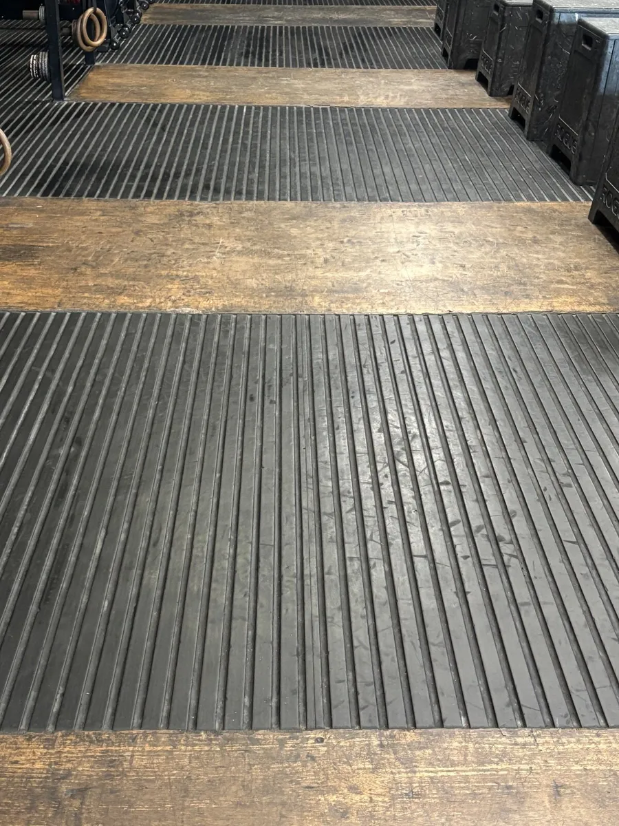 Cow mats (6x4, 18mm) - Image 1