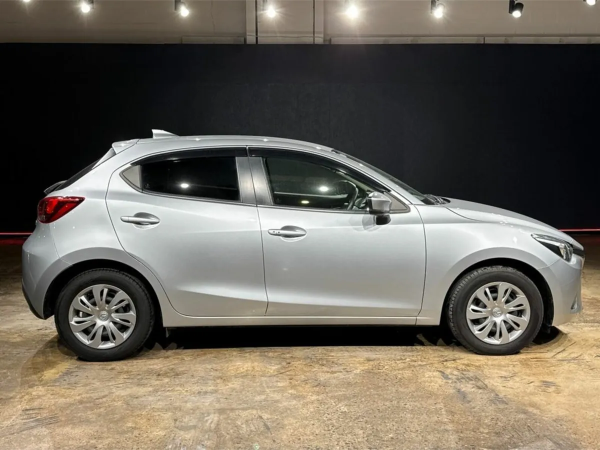 Mazda Demio 1.3 AUTOMATIC - HEATED SEATS - Image 3