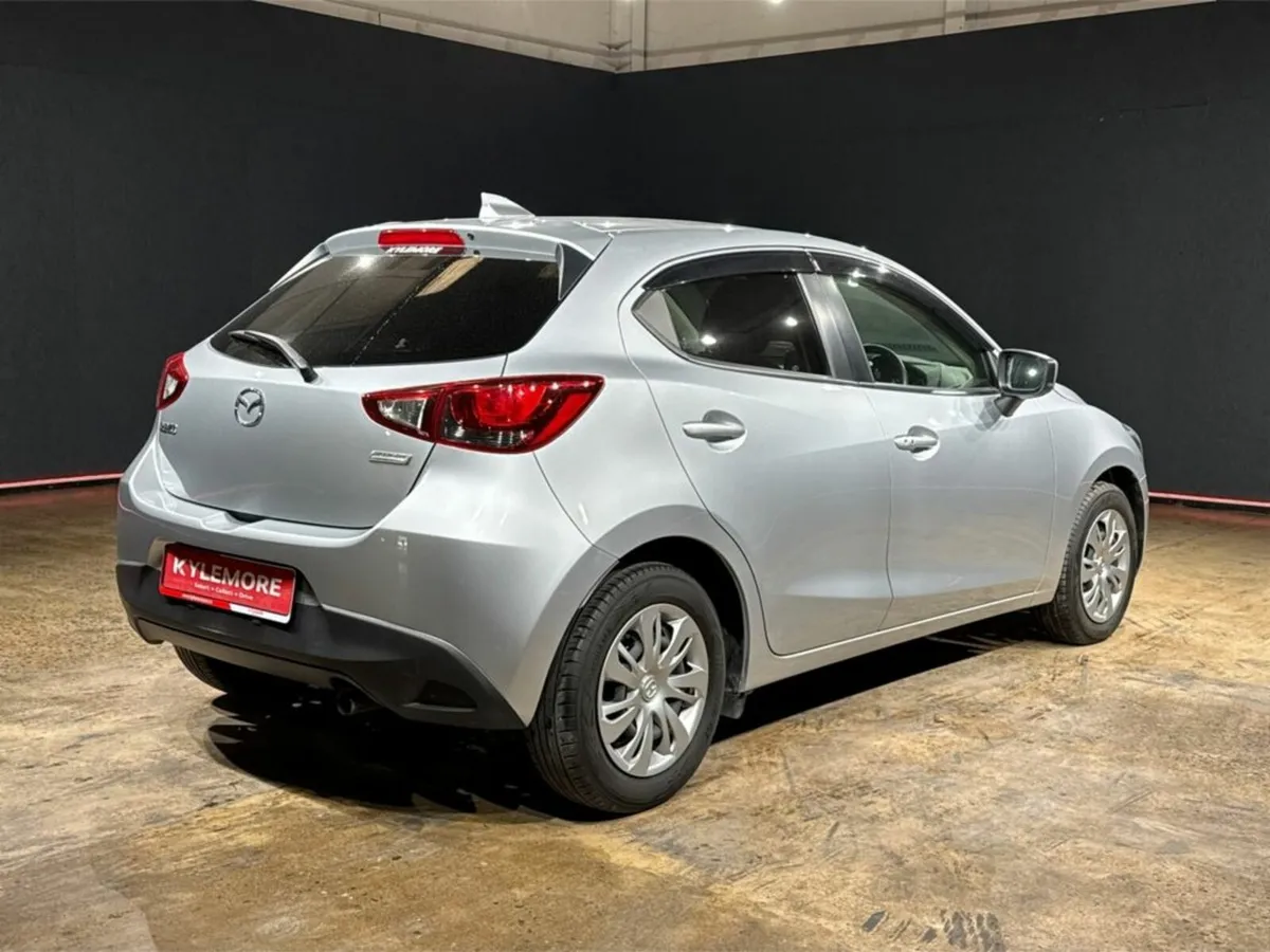 Mazda Demio 1.3 AUTOMATIC - HEATED SEATS - Image 4