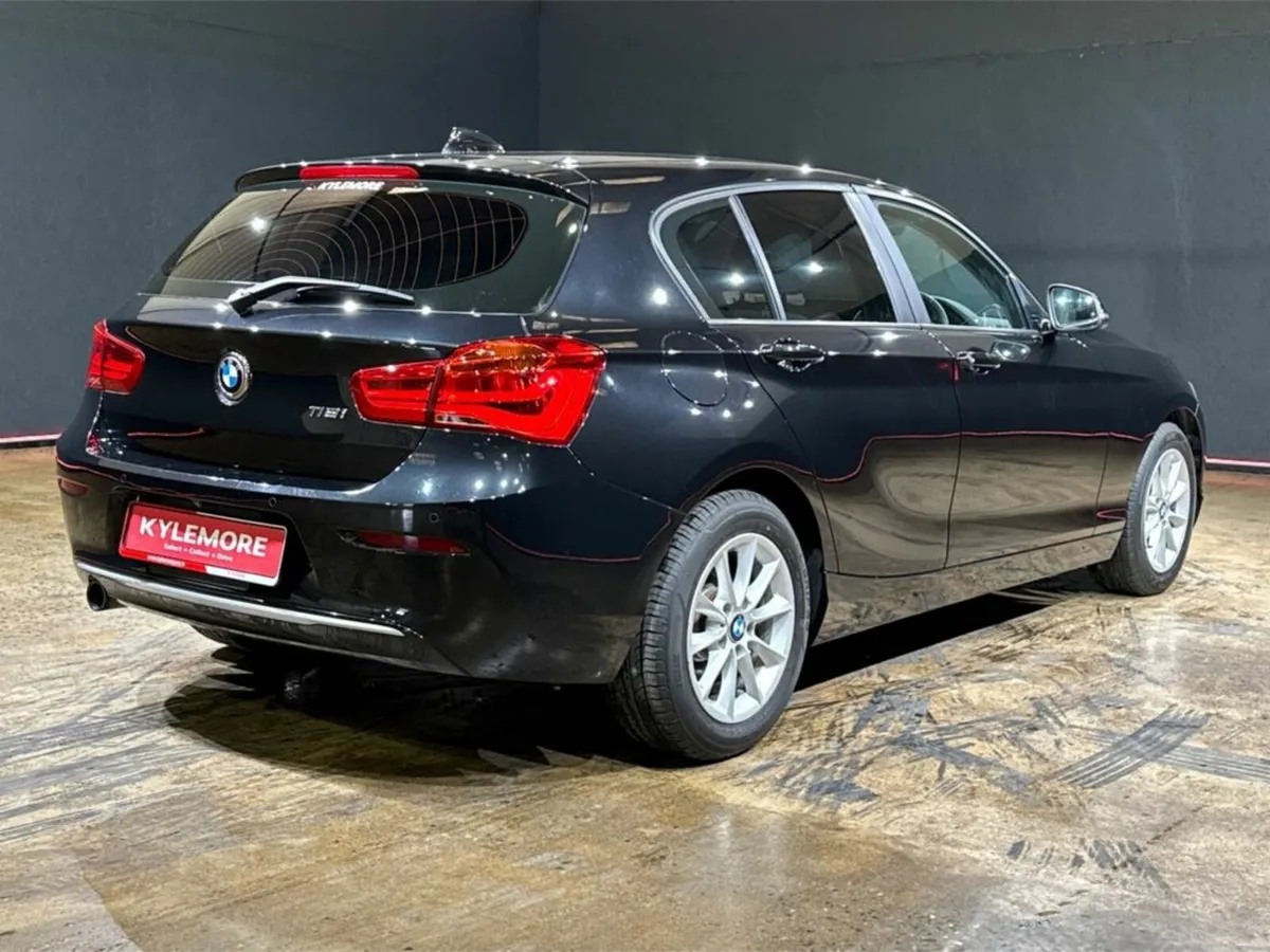 BMW 1-Series 1.5 AUTOMATIC - FACTORY ALLOYS - REVE - Image 4
