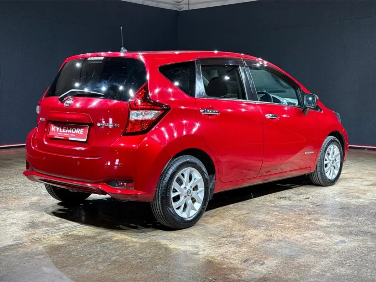 Nissan Note 1.2 HYBRID - UPGRADED ALLOYS - REVERSE - Image 4