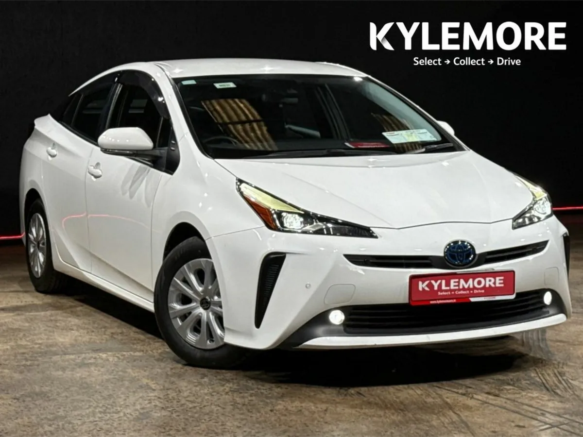 Toyota Prius 1.8 HYBRID AUTOMATIC - Image 1