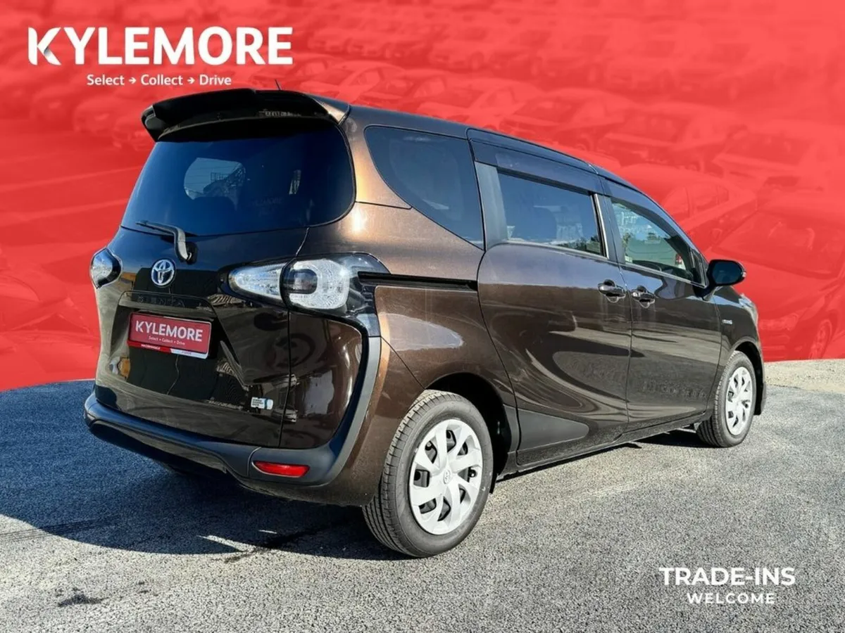 Toyota Sienta 1.5 HYBRID AUTOMATIC - 7 SEATER - RE - Image 3