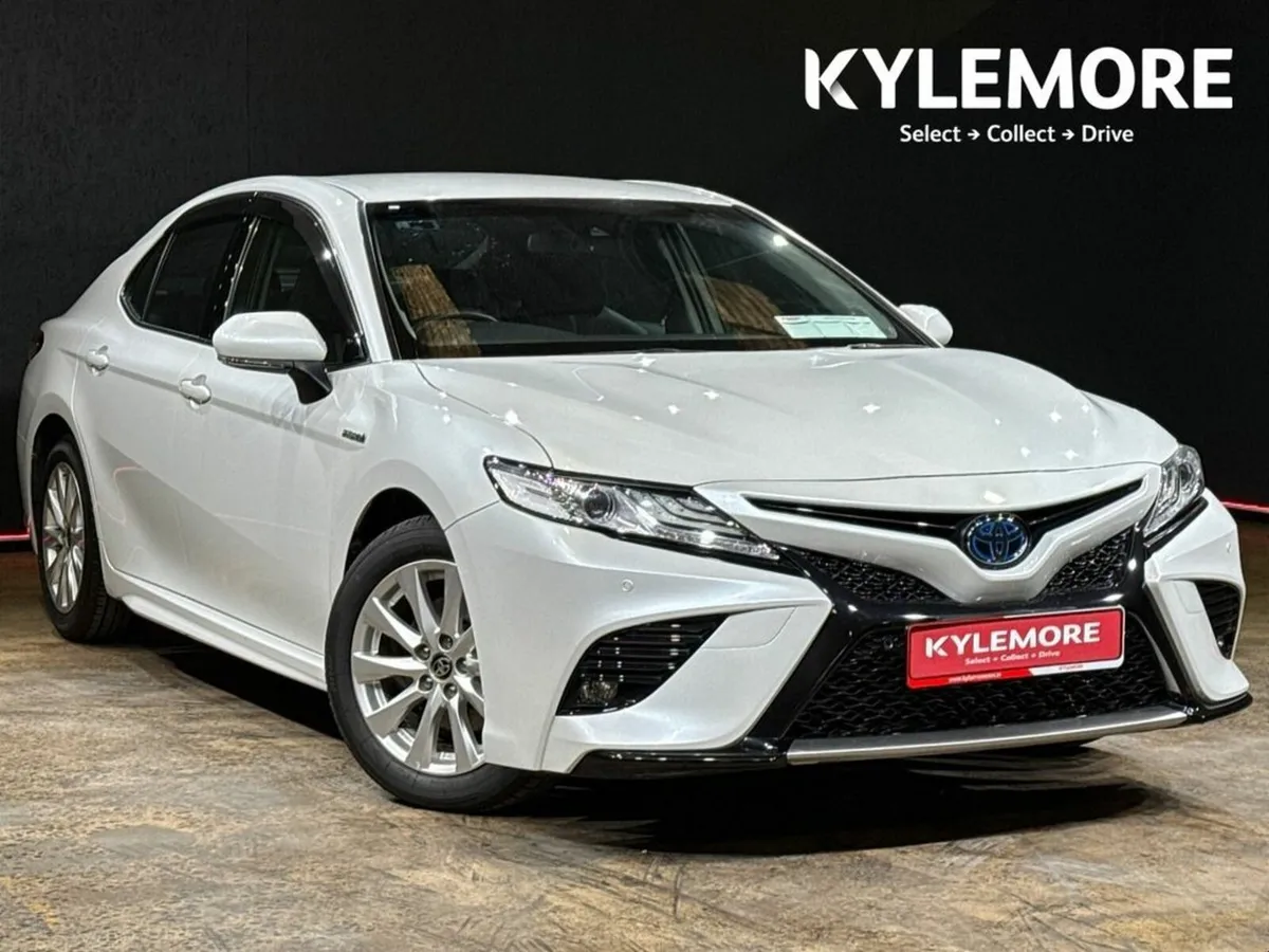 Toyota Camry 2.5 HYBRID AUTOMATIC - FULL BLACK LEA - Image 1
