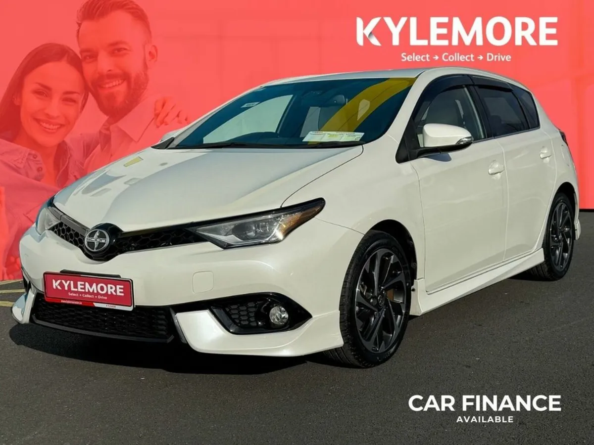 Toyota Auris 1.8 COMPACT HYBRID HATCHBACK - FULL C - Image 3