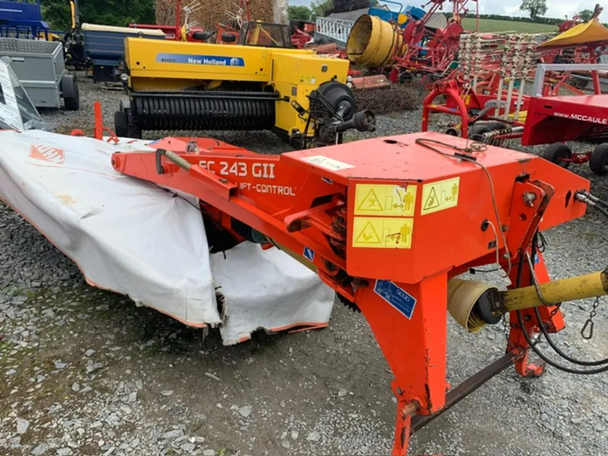 KUHN 243 G11 MOWER CONDITIONER - Image 2