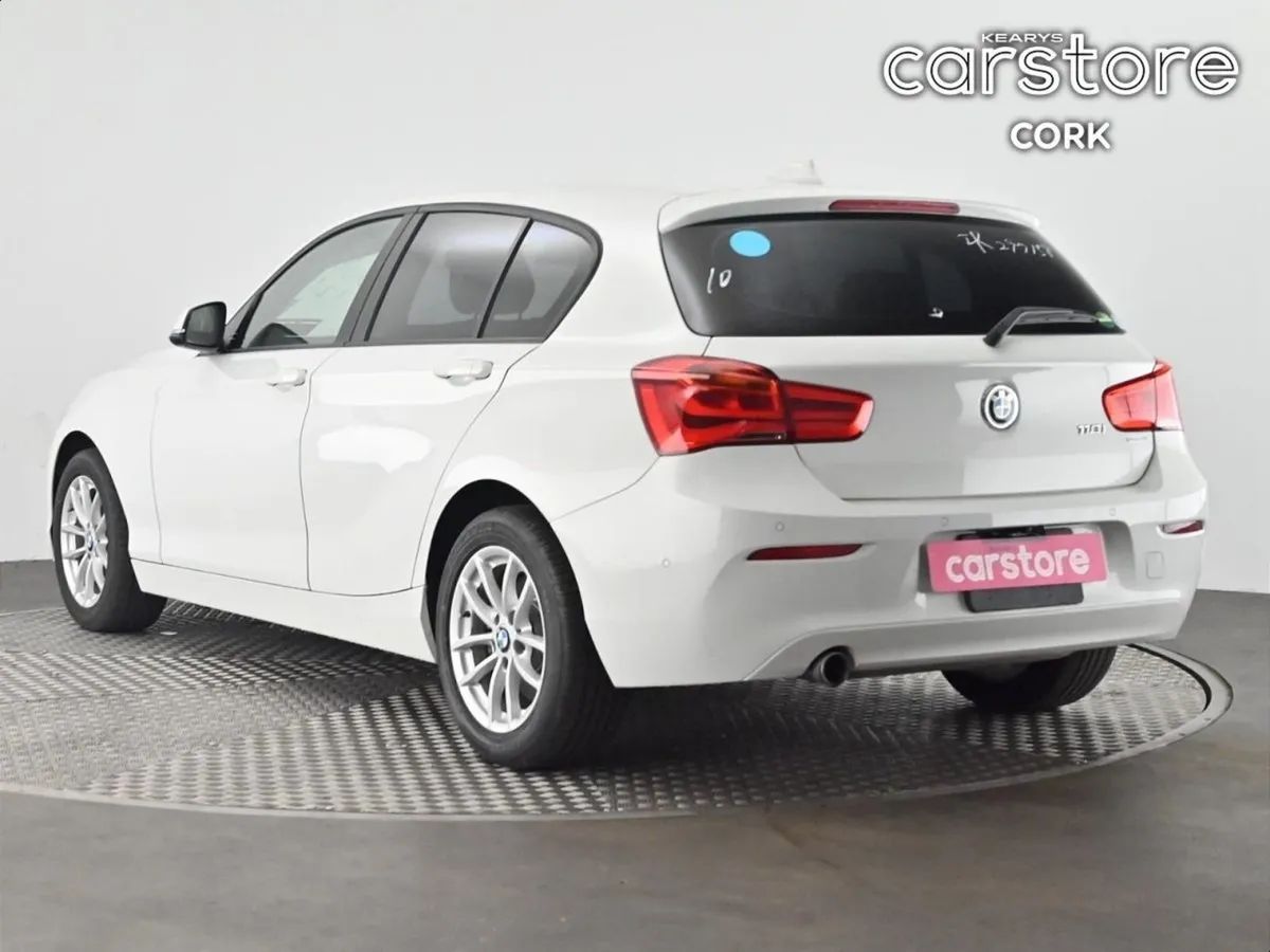 BMW 1 Series 1.5 Auto - Image 4