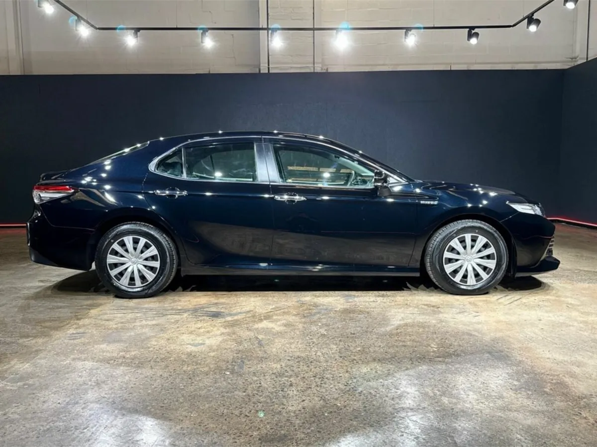 Toyota Camry 2.5 HYBRID - AUTOMATIC - X EDITION - - Image 2
