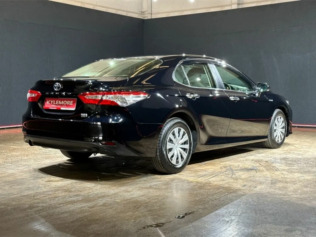 Toyota Camry 2.5 HYBRID - AUTOMATIC - X EDITION - - Image 3
