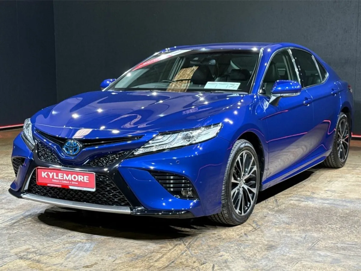 Toyota Camry 2.5 HYBRID - AUTOMATIC - LEATHER INTE - Image 2