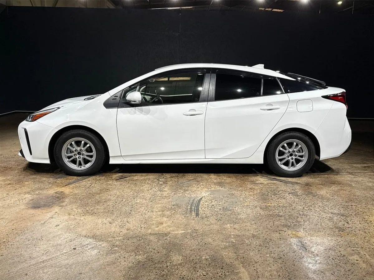 Toyota Prius 1.8 HYBRID AUTOMATIC - FACELIFT - CRU - Image 4
