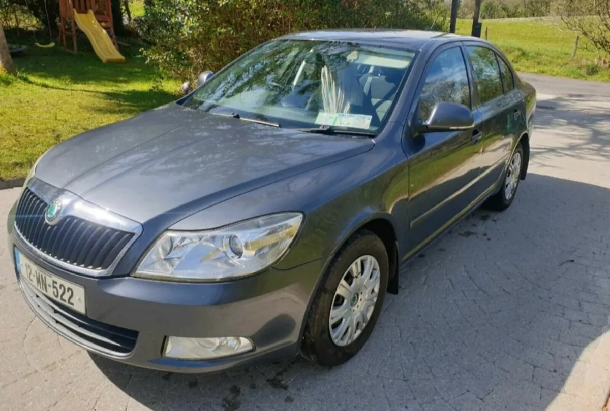 Skoda Octavia TDI only €2400 - Image 1