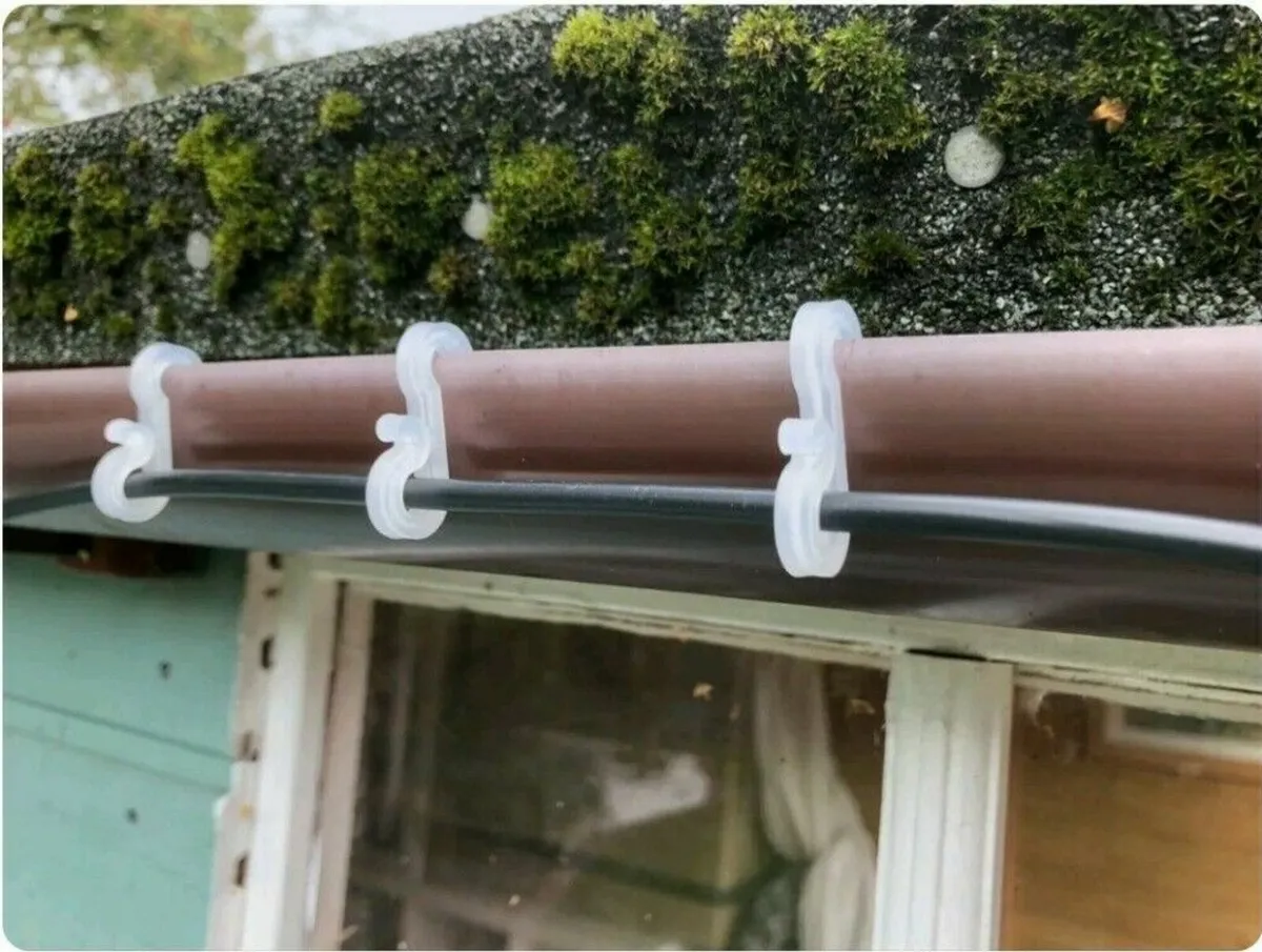 Xmas light gutter hooks, heavy duty, set of 48 - Image 3
