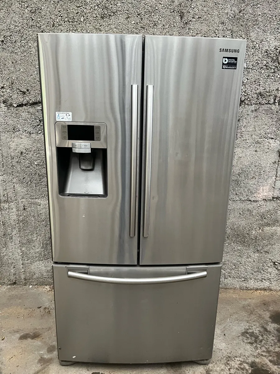 Fridge freezer, dishwasher - Image 1