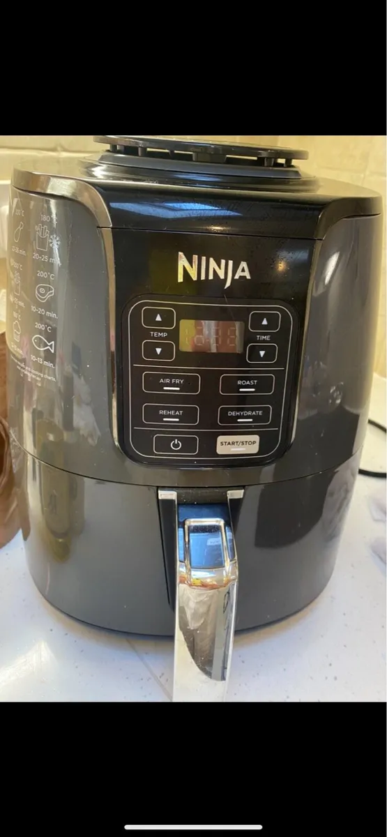 Air fryer - Image 1