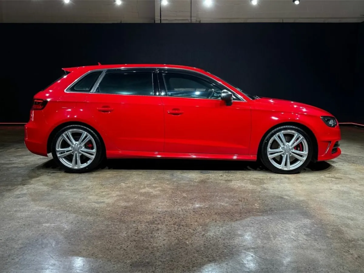 Audi S3 2.0 AUTOMATIC SPORTBACK - FULL BLACK LEATH - Image 3
