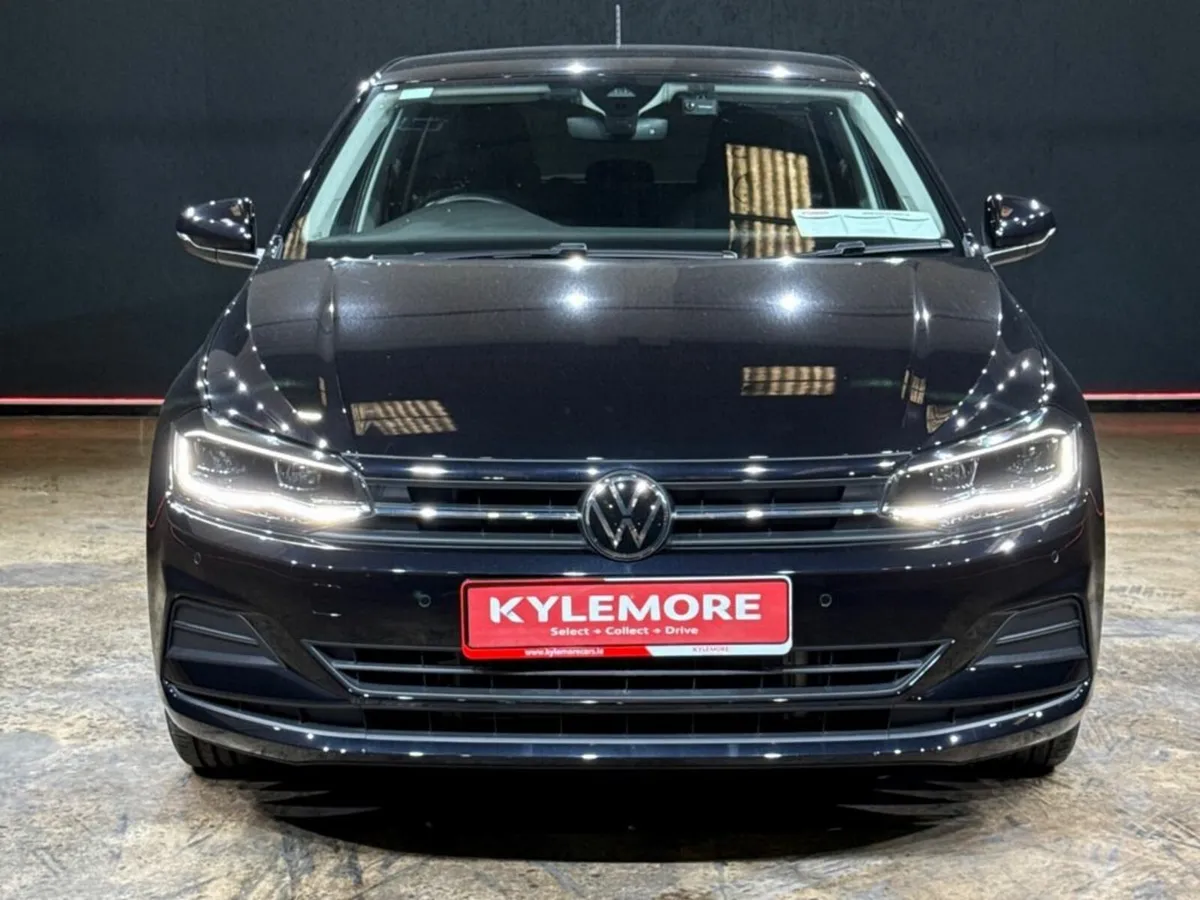 Volkswagen Polo TSI COMFORT LINE - FACTORY ALLOYS - Image 4