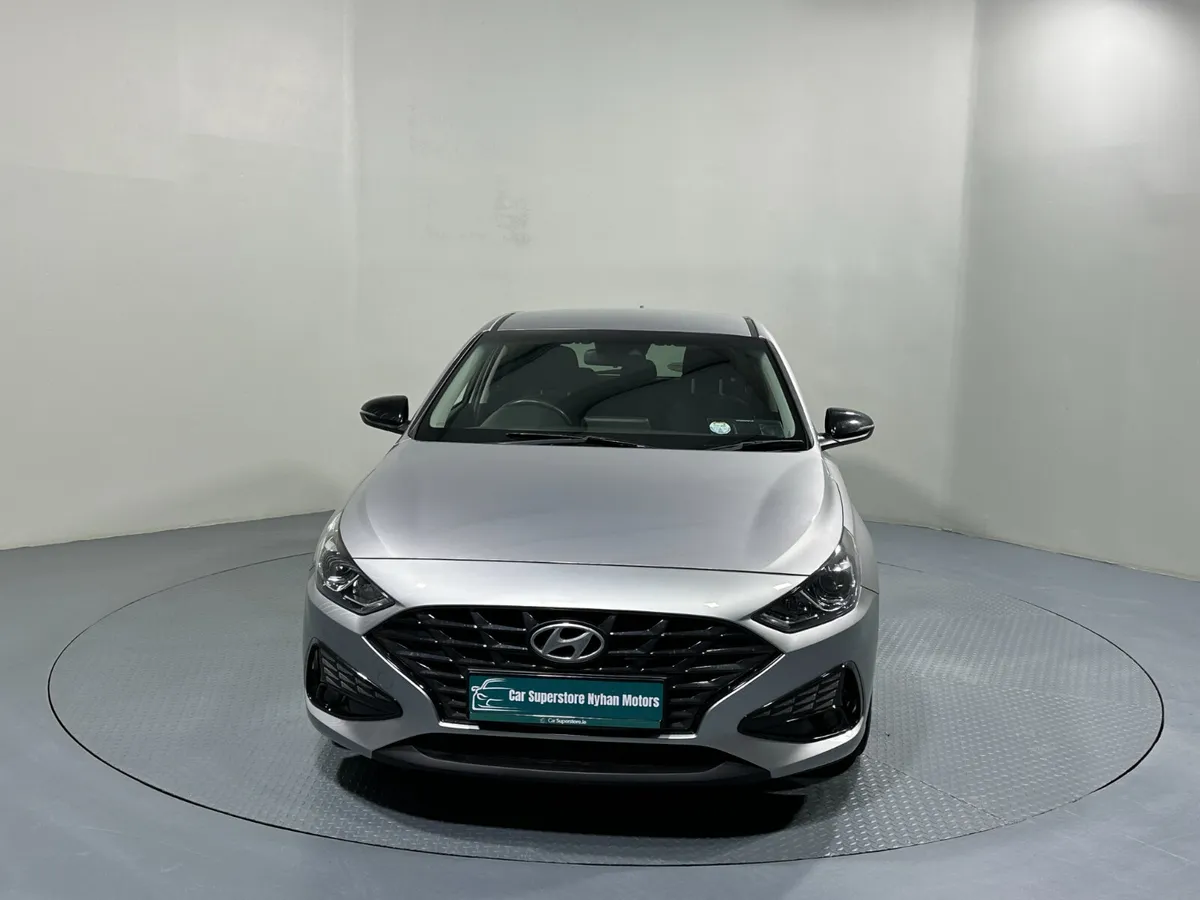 Hyundai i30 2022 - Image 2