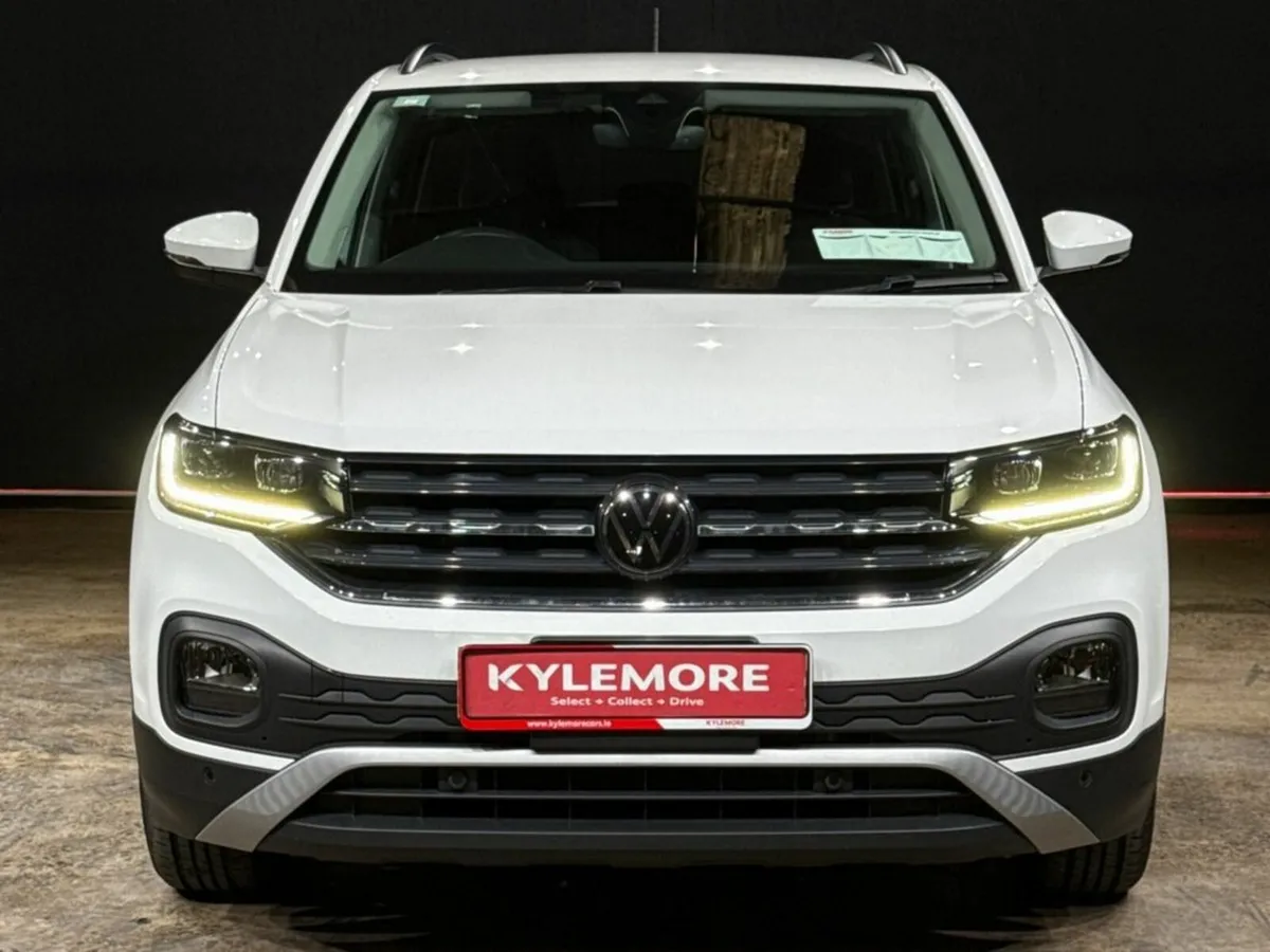 Volkswagen T-Cross 1.0 TSI AUTOMATIC - REVERSE CAM - Image 2