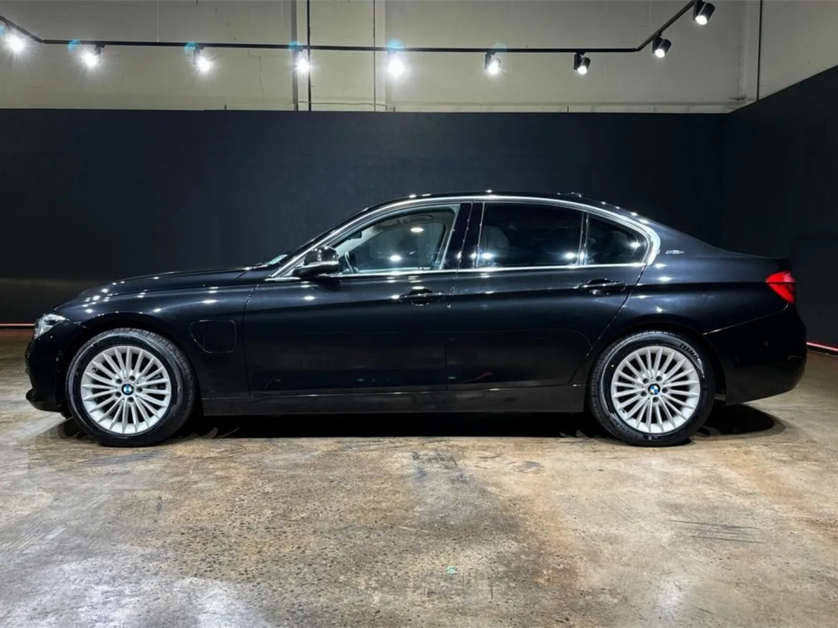 BMW 3-Series 2.0L 330e - HYBRID - BEIGE LEATHER TR - Image 2