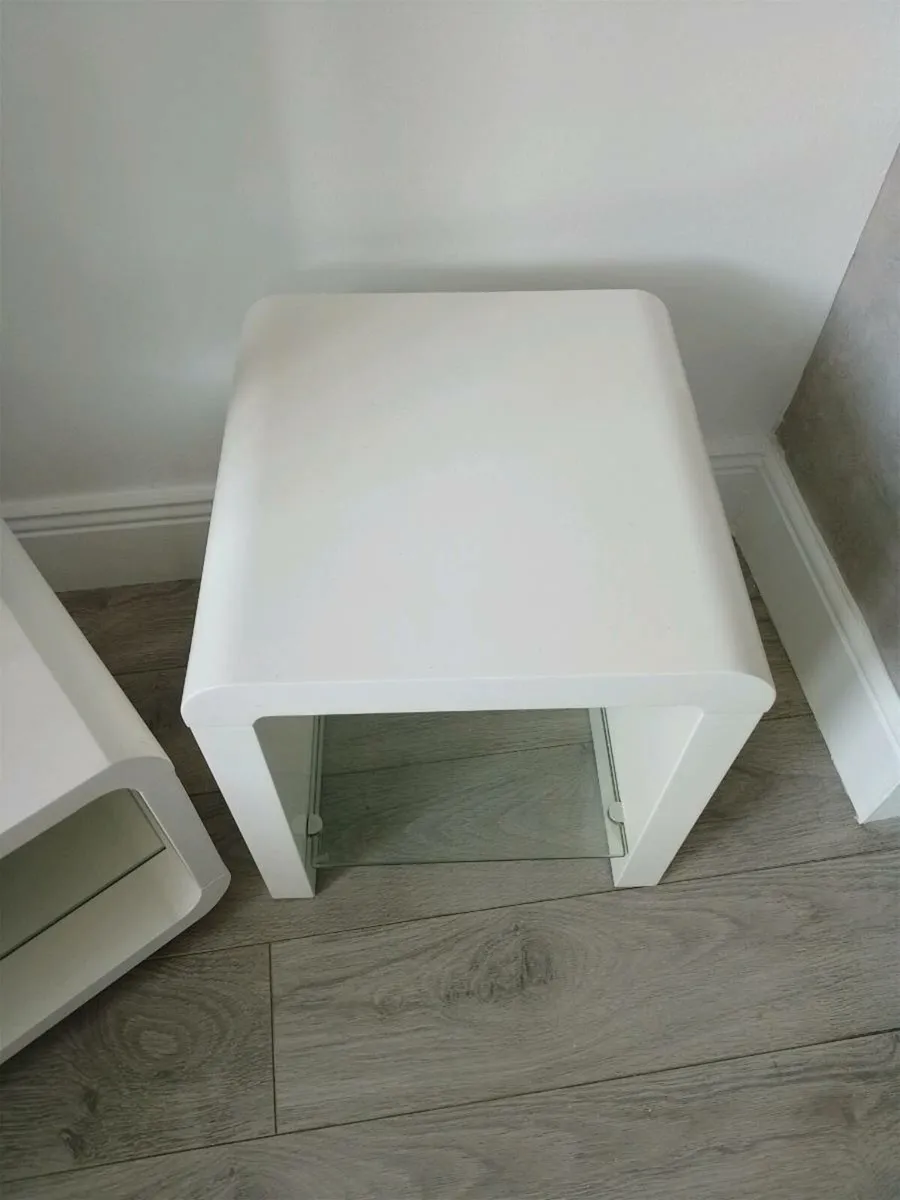 Television unit and lamp table - Image 2