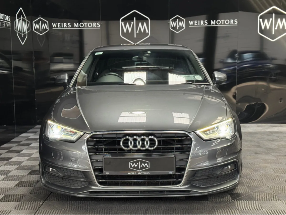 Audi A3 1.6 TDI S LINE / ONE OWNER / LOW MILEAGE - Image 4