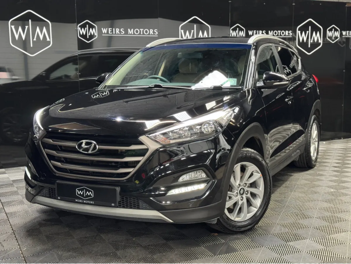 Hyundai Tucson 1.7 D AUTO / EXECUTIVE / LOW MILEAG - Image 2