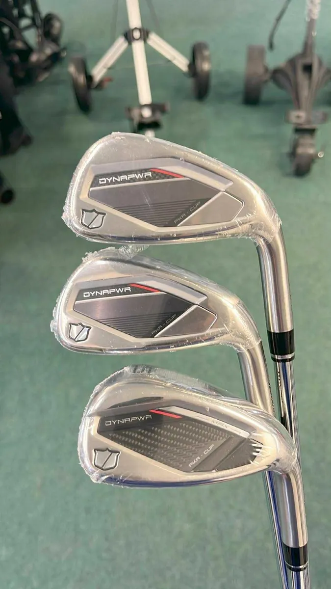 NEW Wilson DYNAPWR 5-SW Regular €1149 Now €799 - Image 1