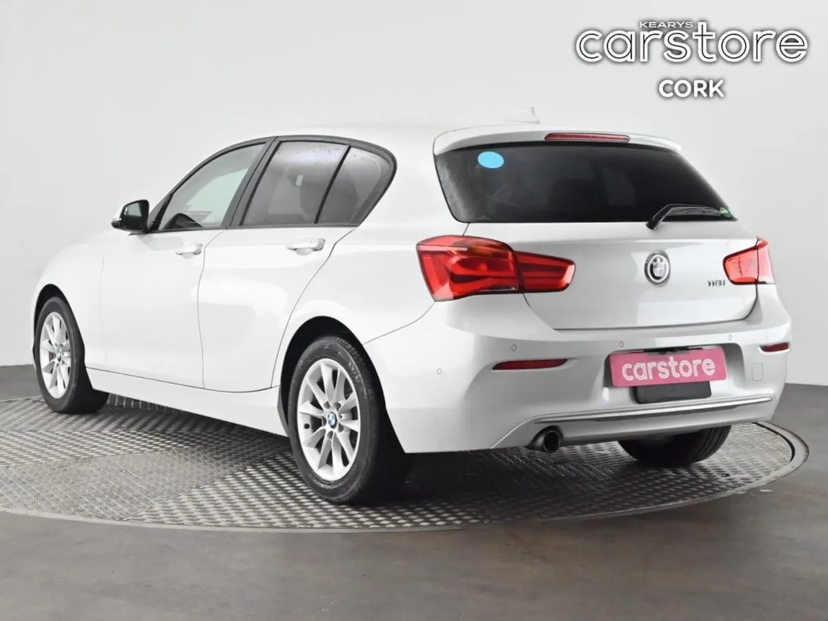 BMW 1 Series 1.5 Auto - Image 4