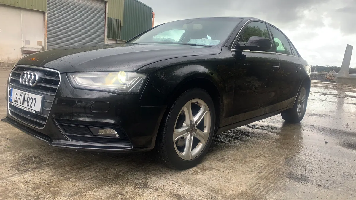 Audi A4 2.0 TDI FULL LEATHER ! - Image 3
