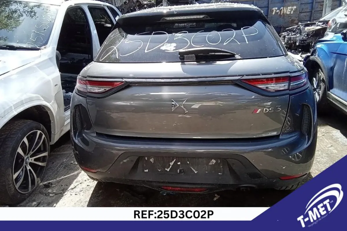 2019 DS3 CROSSBACK BREAKING FOR PARTS - Image 1