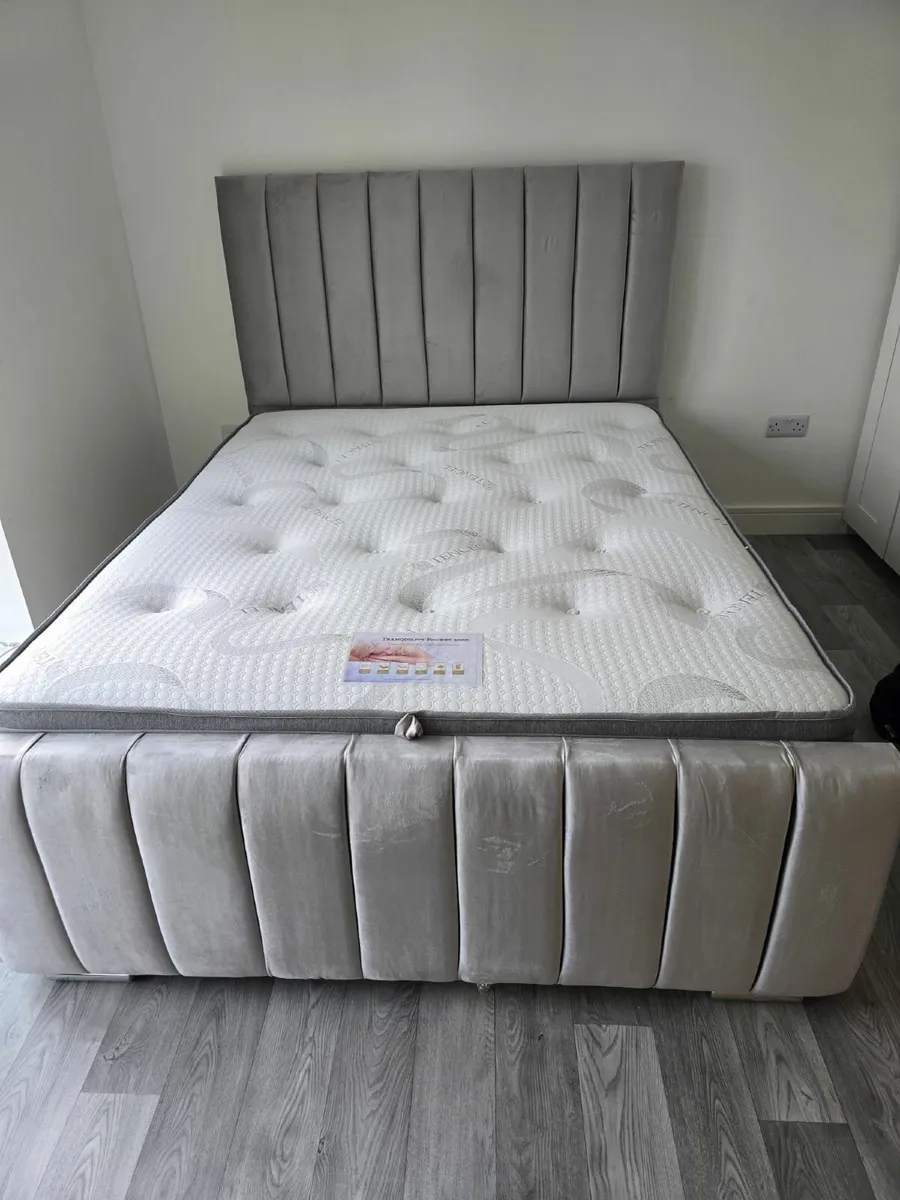bed - Image 3