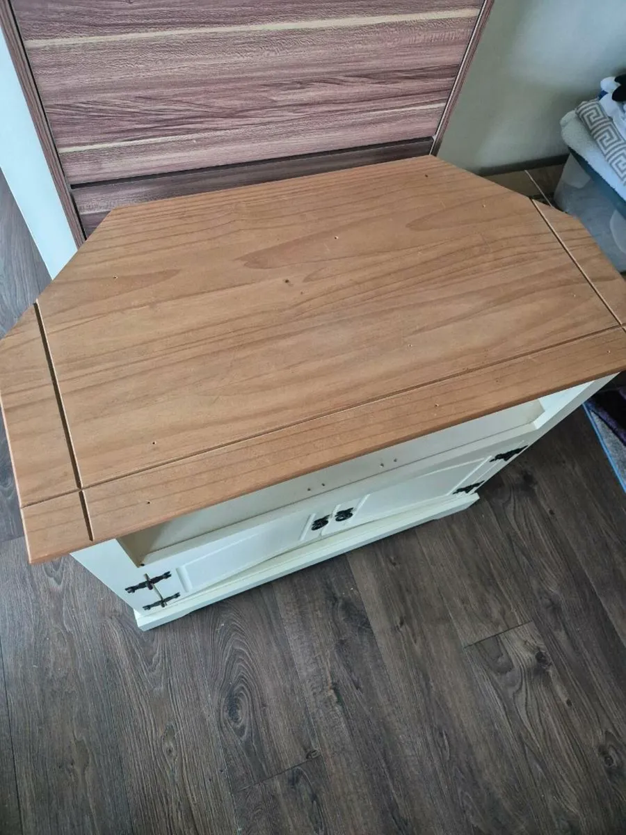 Tv stand - Image 2