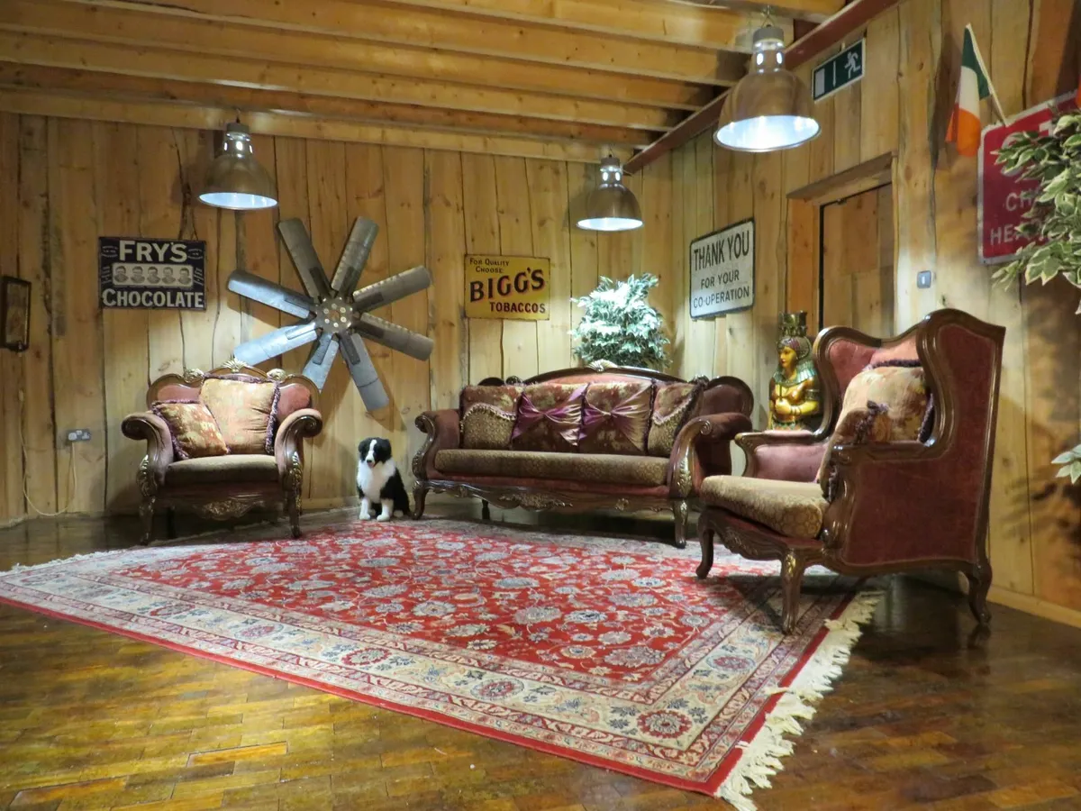 Large Reproduction Suite - Image 2