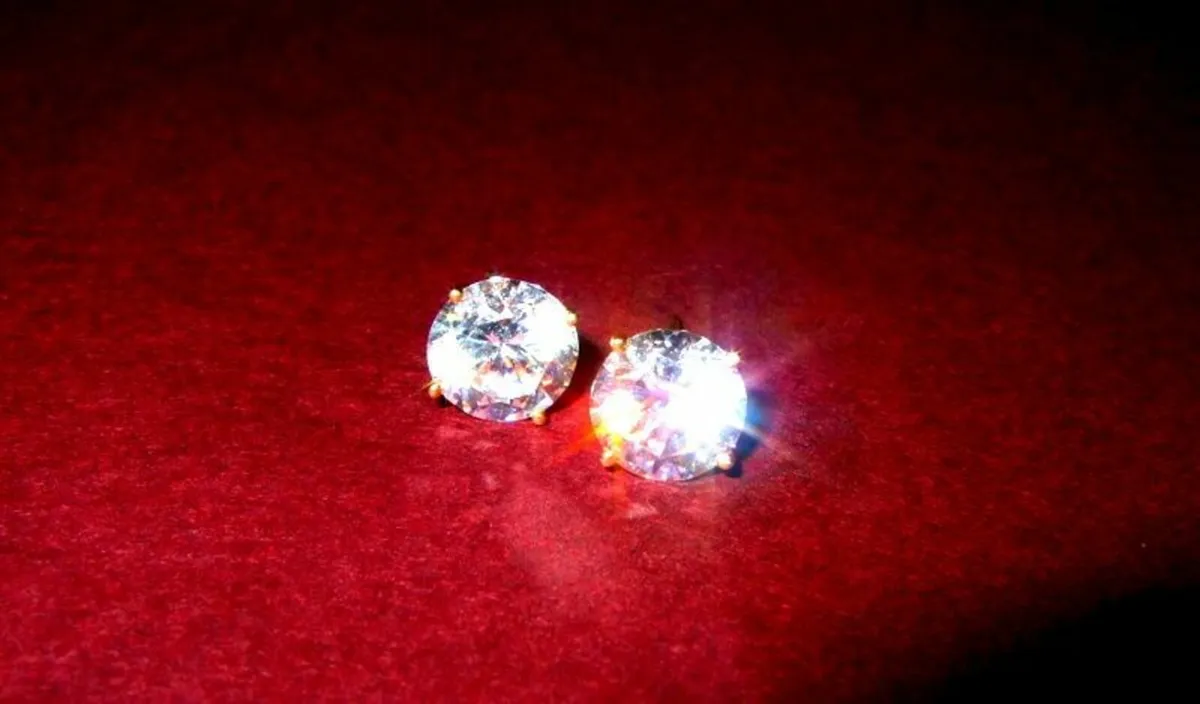 Vintage 14ct Gold Hallmarked Solitaires - Image 1