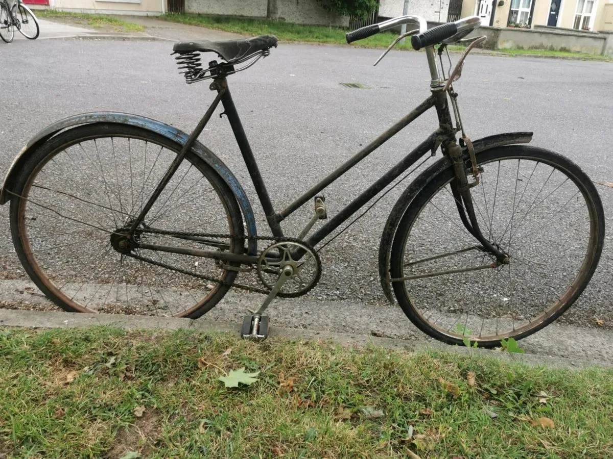 Bsa ladies bicycle - Image 2