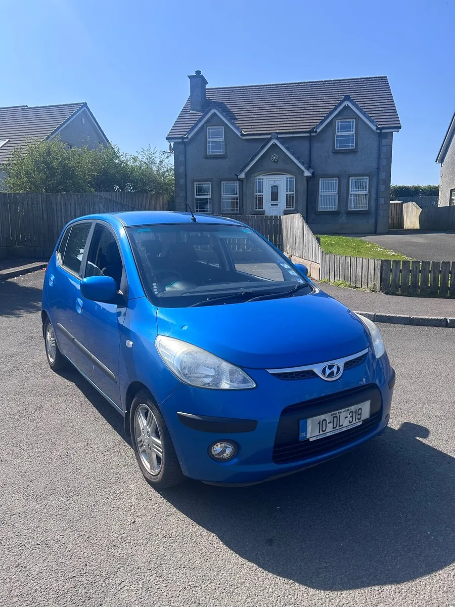 Hyundai i10 2010 - Image 2