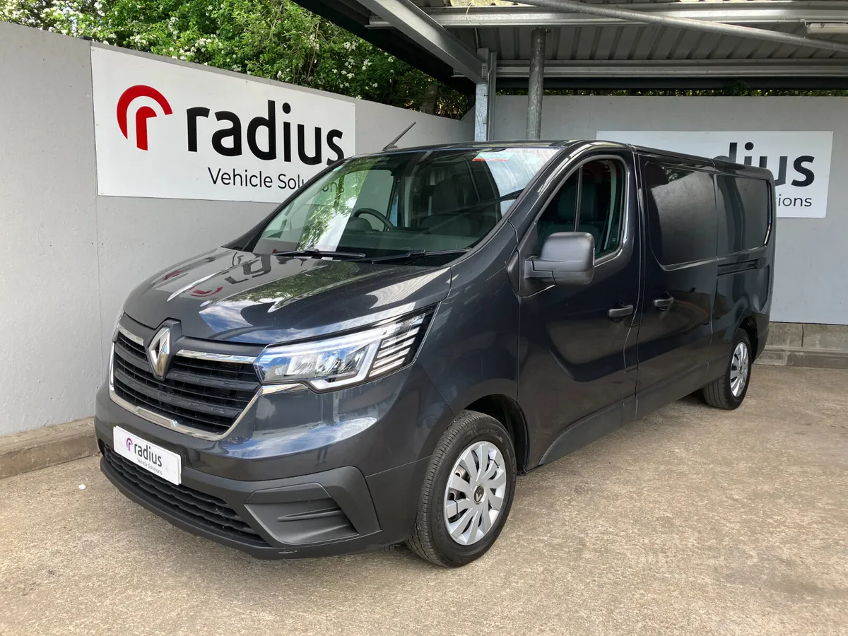 Renault Trafic 2022 - Image 1