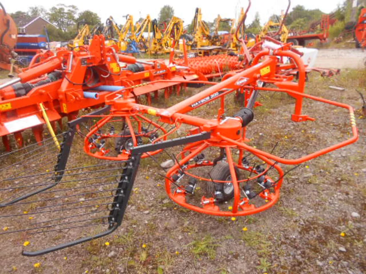 KUHN PZ300 HAYBOB, NEW - Image 4