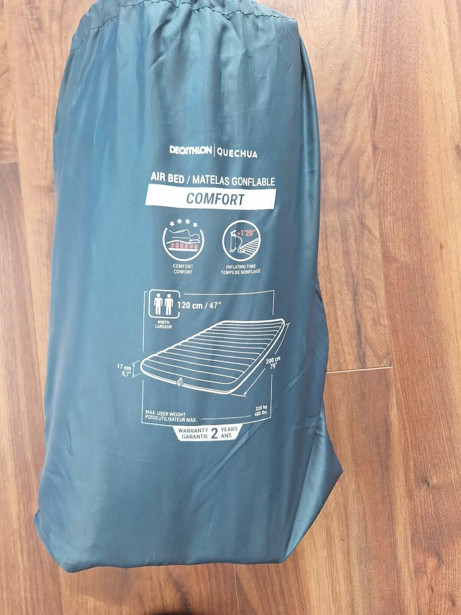 Air Mattress, Fitted Sheet and Pump - Image 3
