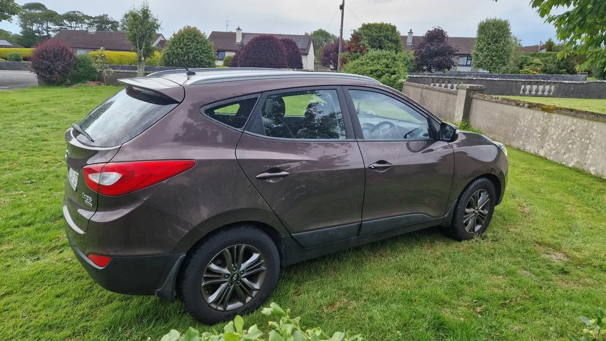 Hyundai ix35 2015 - 1.7 Diesel - Image 2