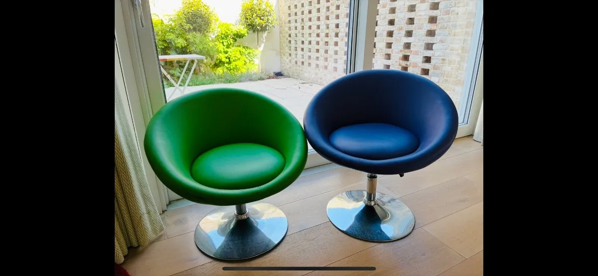 Pair of swivel chairs - Image 3